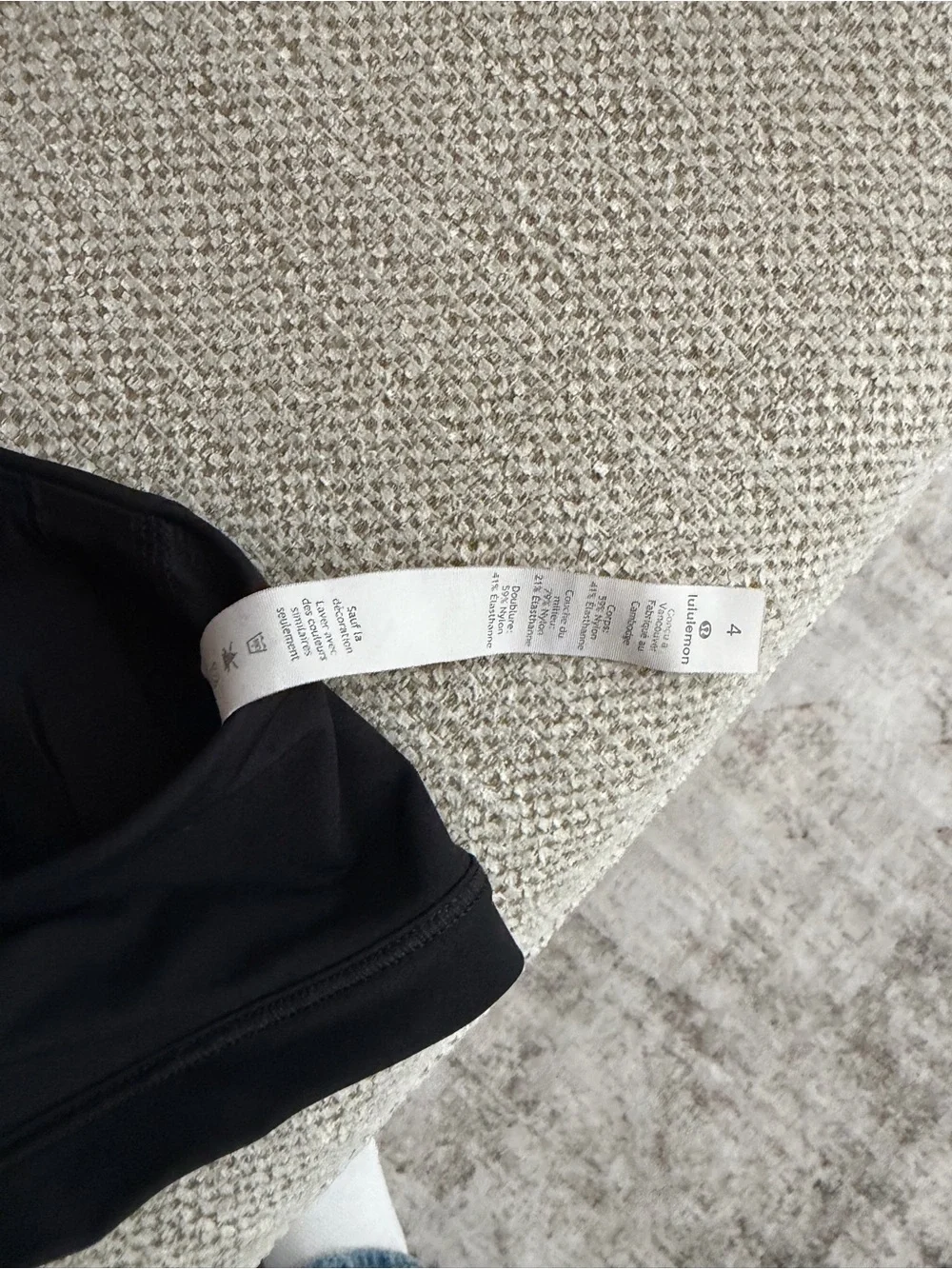 Lululemon sports bra